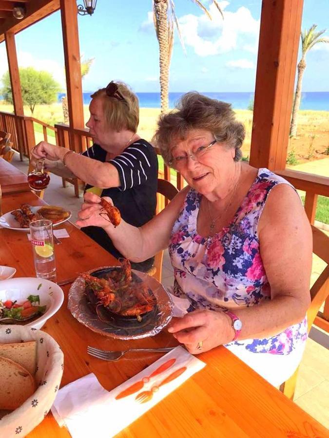 Paradise Karpaz Hotel & Restaurant Rizokarpaso Kültér fotó