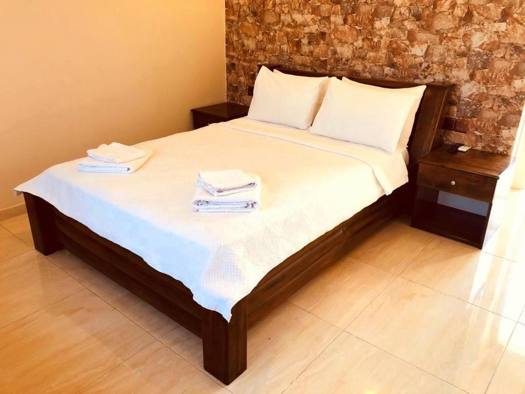 Paradise Karpaz Hotel & Restaurant Rizokarpaso Kültér fotó